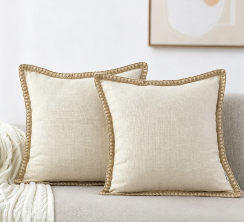 Solid-color cotton-linen throw pillow (neutral tones) – Minimalist farmhouse style